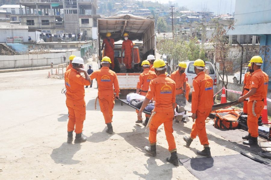 The demo mock exercise was held at Phek Headquarters in various locations by Nagaland State Disaster Management Authority (NSDMA) on March 11. Phek Deputy Commissioner, Razouvolie Dozo said such types of preparedness programs should be held frequently to give awareness and showcase to the people the possible scenarios in times of disasters. Phek 13 Assam Rifle representative appreciated the NSDMA for making the people aware of disasters and advocated regular exercise to educate people. The Phek SDO (civil) Samual Thyug chaired the gathering along with NSDMA team. (DIPR Photo)